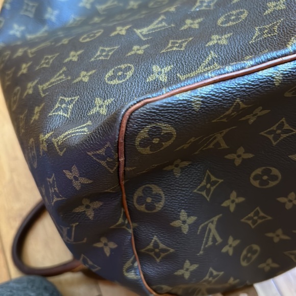 Louis Vuitton Monogram Speedy 40 - Picture 15 of 16